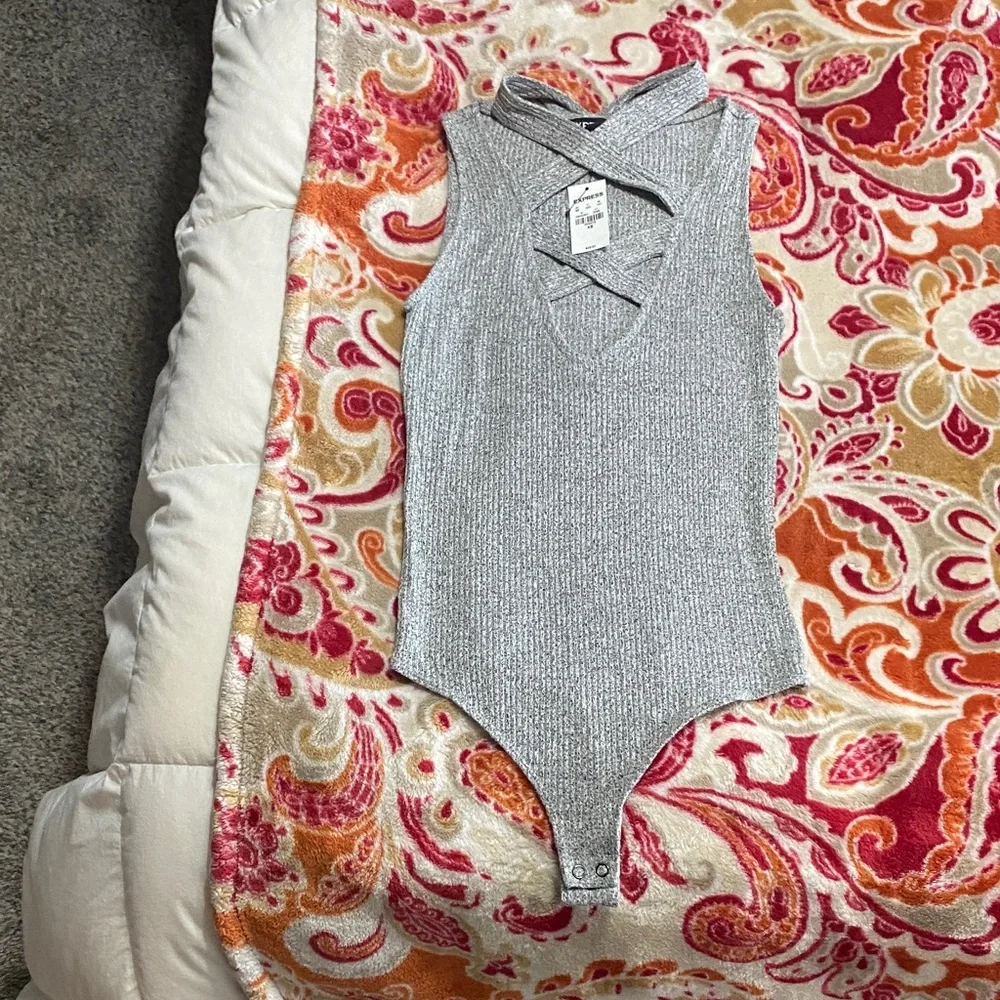 Express Heather Gray Crisscross Neck Bodysuit - Picture 4 of 8